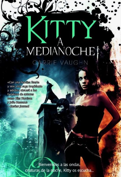 Kitty A Medianoche